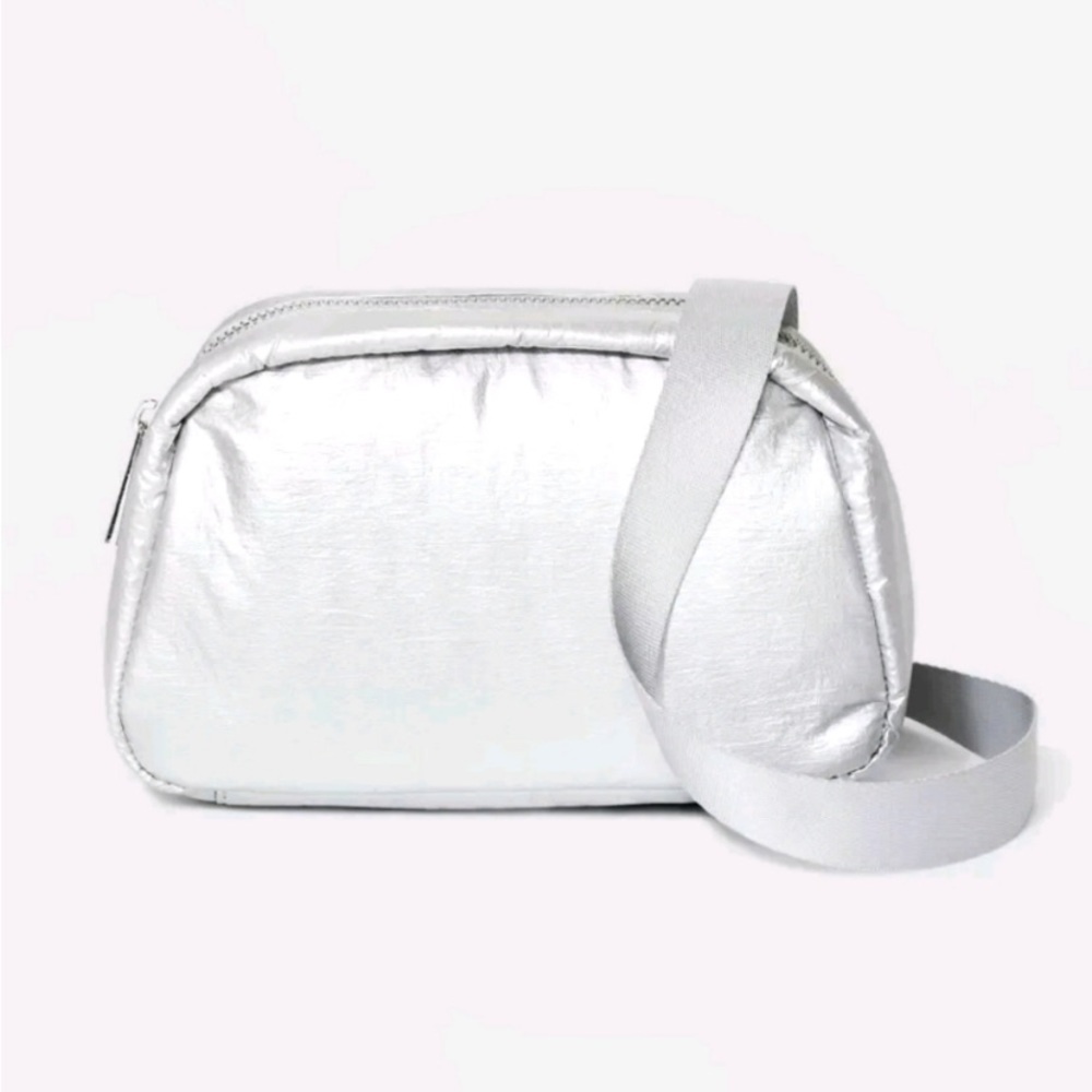 A New Day Metallic Silver Dome Puff
Crossbody Bag NEW